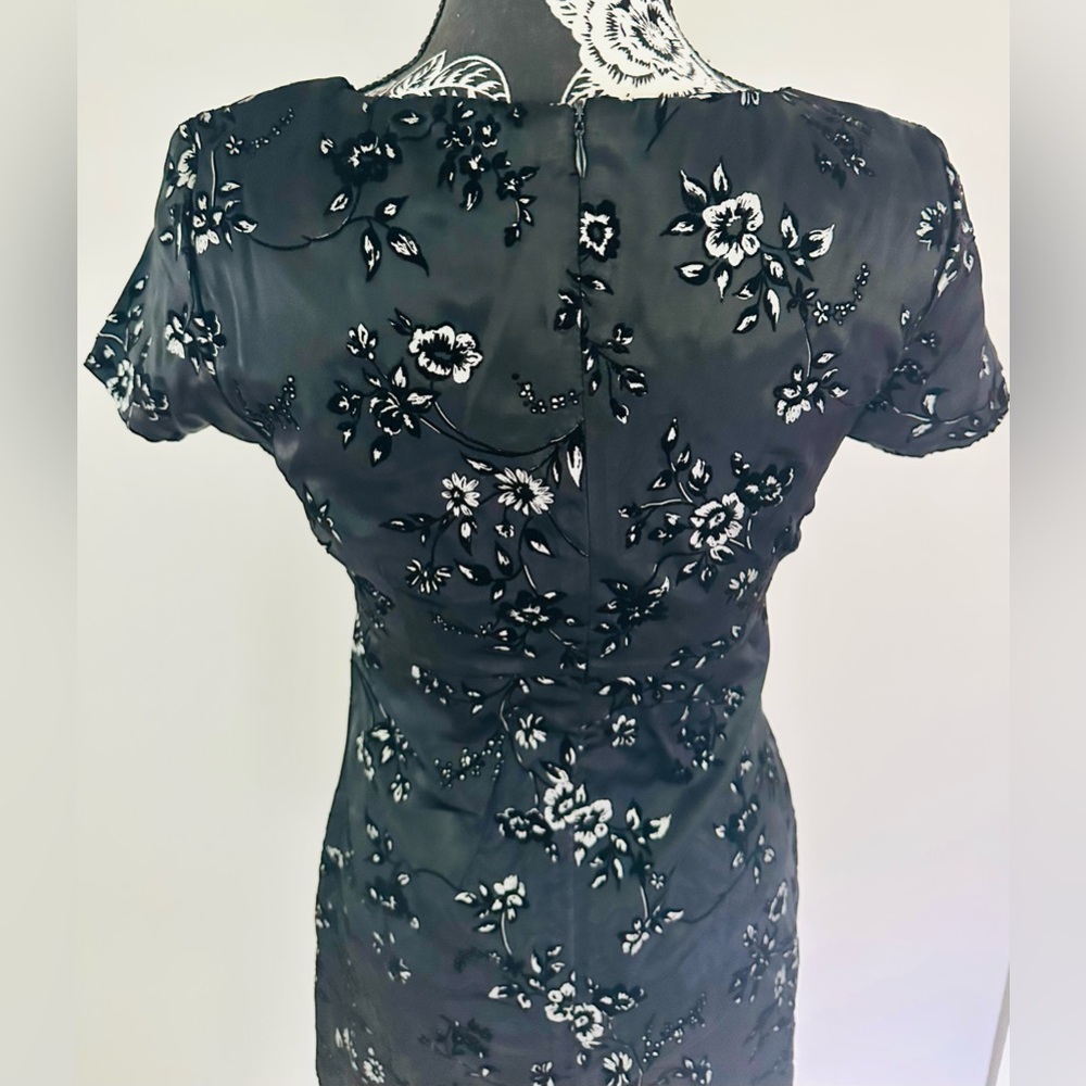 Vintage Delia’s black satin white floral dress - Picture 6 of 7